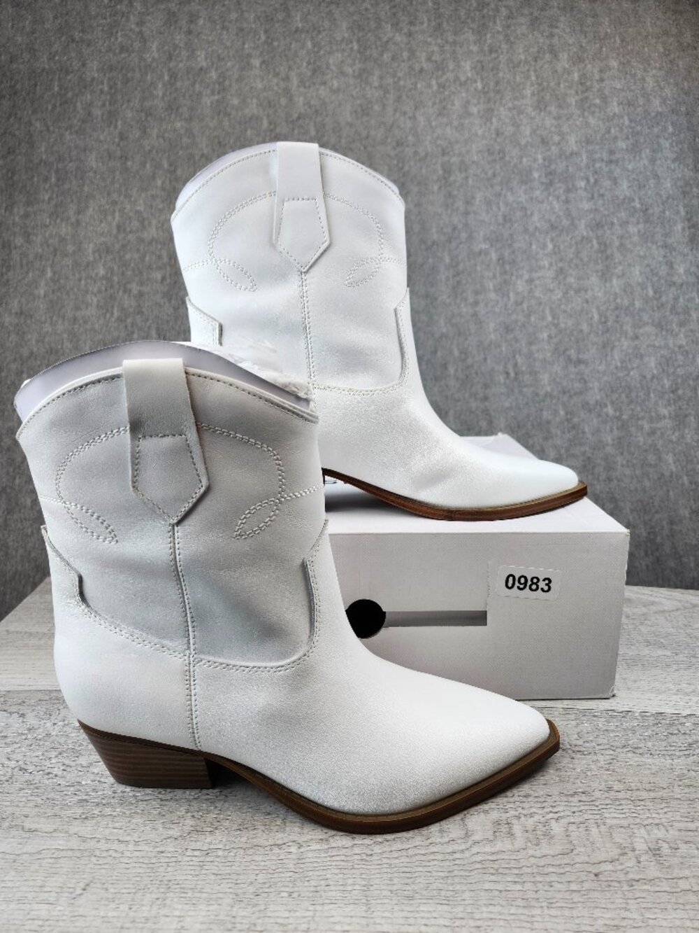 Marc Fisher Women 7 Nonie White Leather Dress Booties - Picture 2 of 11